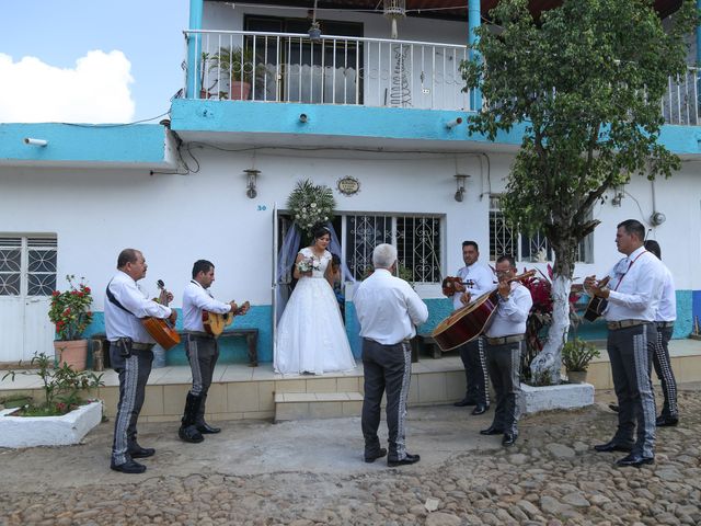 La boda de Alejandro y Gisela en Santa María del Oro, Nayarit 12