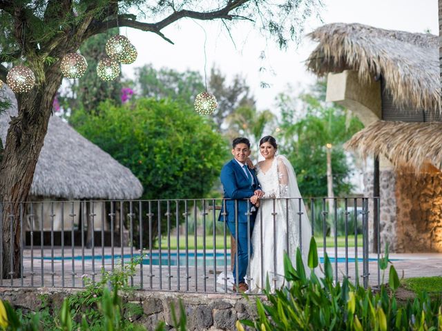 La boda de Omar y Andrea en León, Guanajuato 19