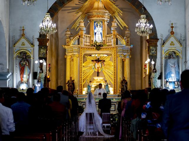 La boda de Toño y Chanty en Toluca, Estado México 24
