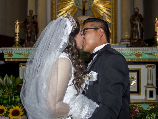 La boda de Toño y Chanty en Toluca, Estado México 28