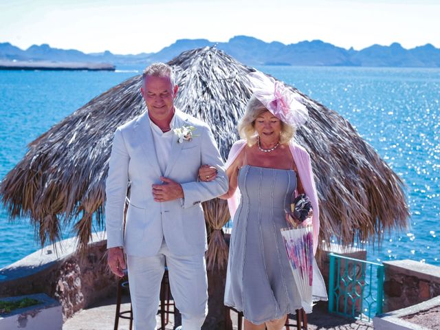 La boda de Robert y Moria en Guaymas-San Carlos, Sonora 17