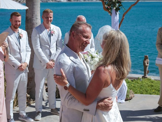 La boda de Robert y Moria en Guaymas-San Carlos, Sonora 22