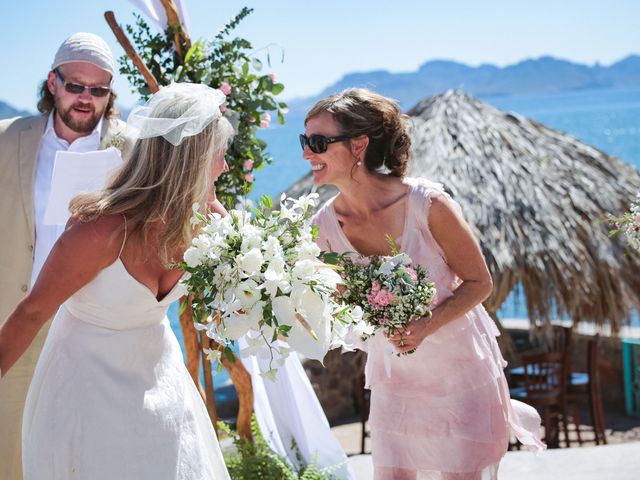 La boda de Robert y Moria en Guaymas-San Carlos, Sonora 36