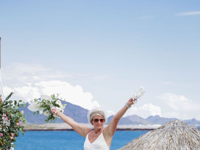 La boda de Robert y Moria en Guaymas-San Carlos, Sonora 69