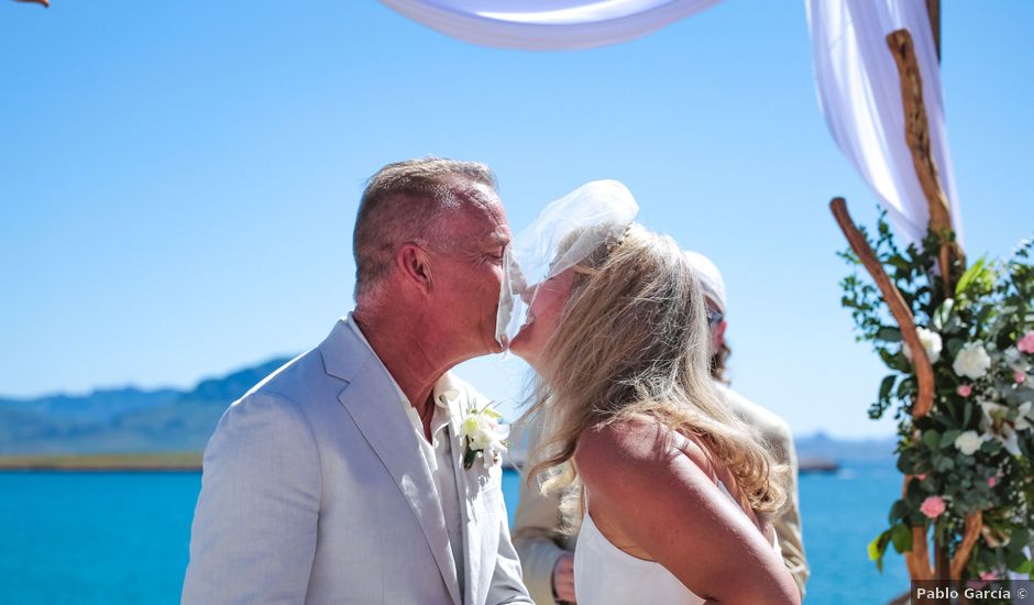 La boda de Robert y Moria en Guaymas-San Carlos, Sonora