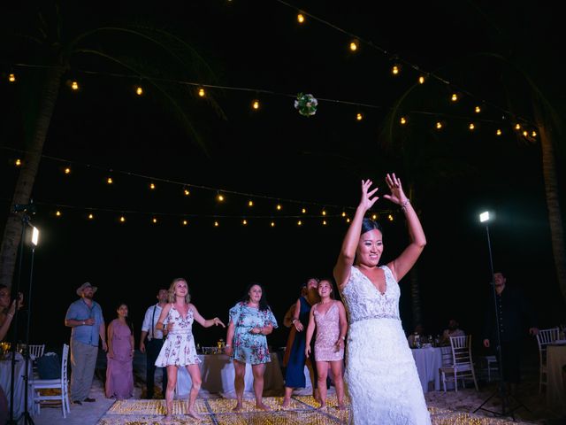 La boda de Andrew y Lisa en Cancún, Quintana Roo 127
