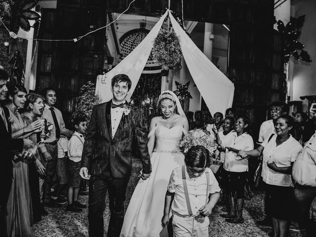 La boda de Domokos y Lilia en Tuxtla Chico, Chiapas 41