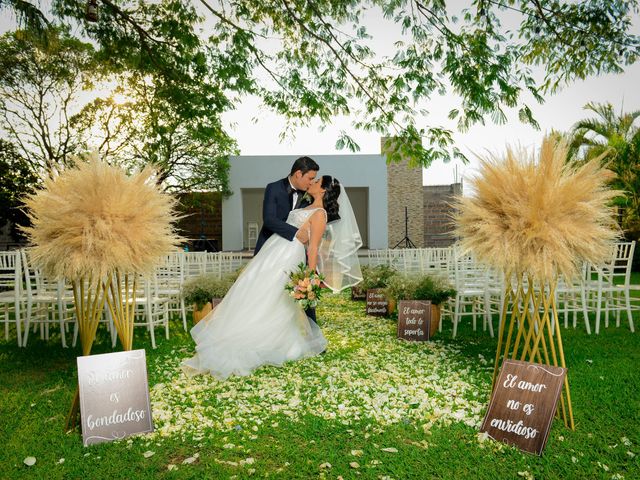 La boda de Adrian y Jennifer en Cuautla, Morelos 15