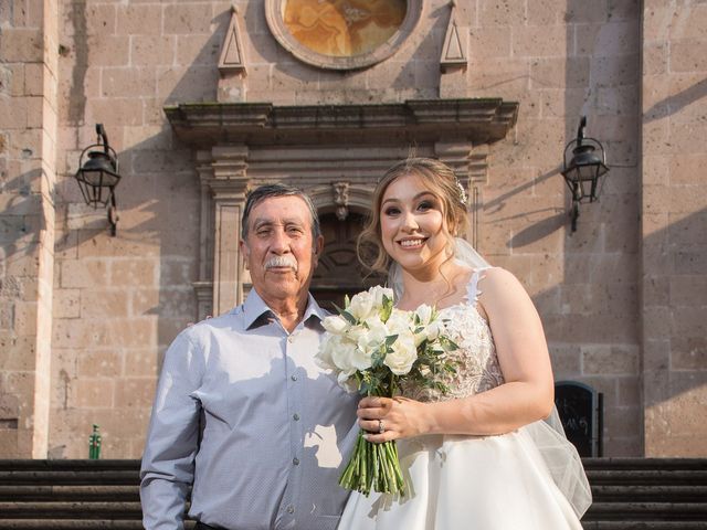 La boda de Victor y Evelyn en Morelia, Michoacán 15