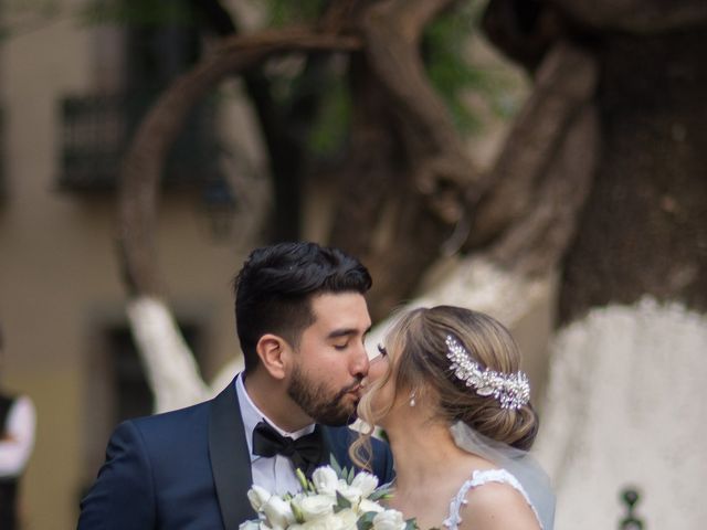 La boda de Victor y Evelyn en Morelia, Michoacán 19