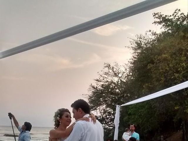 La boda de Roberto y Efigenia en Bucerias, Nayarit 13