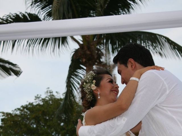 La boda de Roberto y Efigenia en Bucerias, Nayarit 14