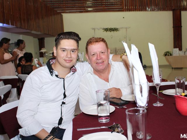 La boda de Gabriel y Alejandra  en Villaflores, Chiapas 6