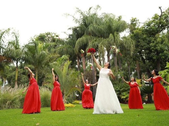 La boda de Jonathan  y Mariana  en Zapopan, Jalisco 6