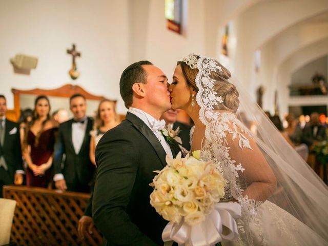 La boda de Victor y Cristina en Zapopan, Jalisco 33