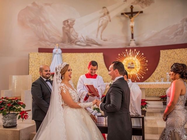 La boda de Victor y Cristina en Zapopan, Jalisco 37