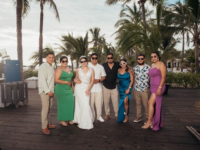 La boda de Julián y Flor en Mazatlán, Sinaloa 17