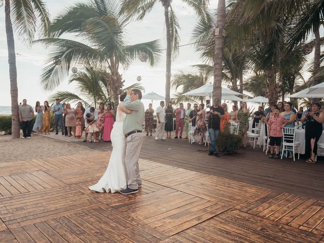 La boda de Julián y Flor en Mazatlán, Sinaloa 19