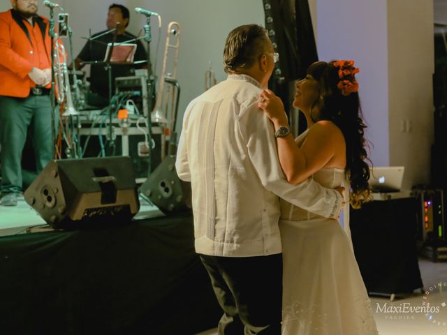 La boda de Sergio Ramirez Mijares y Zacil Cinco Cetina en Mérida, Yucatán 28