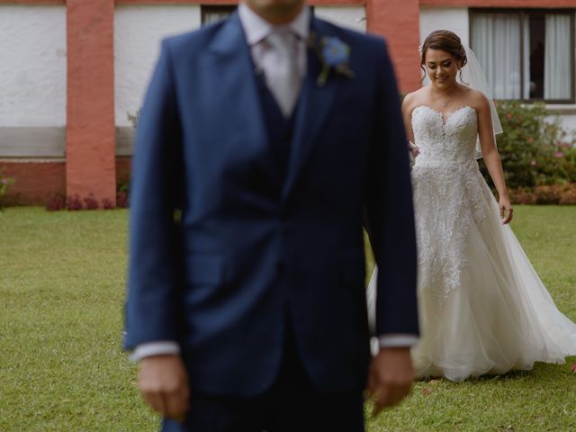 La boda de Carlos y Cintly en Xalapa, Veracruz 24