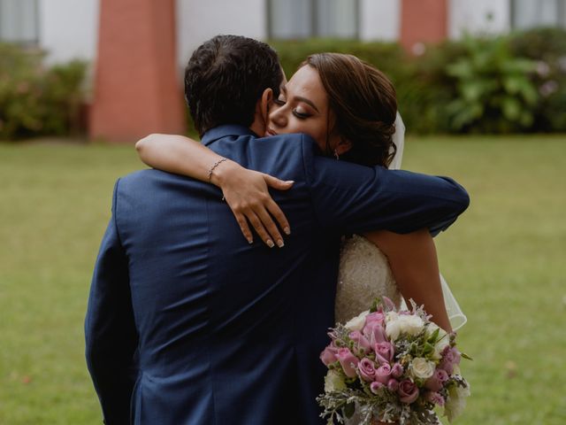 La boda de Carlos y Cintly en Xalapa, Veracruz 28