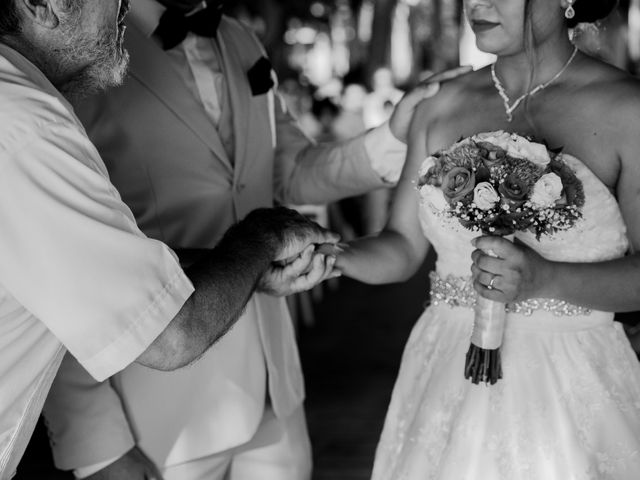 La boda de Alonso  y Marisol  en Cozumel, Quintana Roo 5