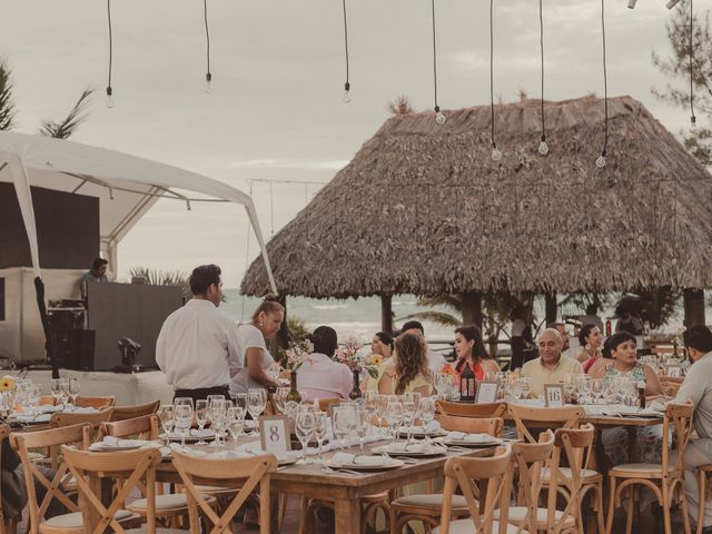 La boda de Carlos y Fer en Tuxpan, Veracruz 92