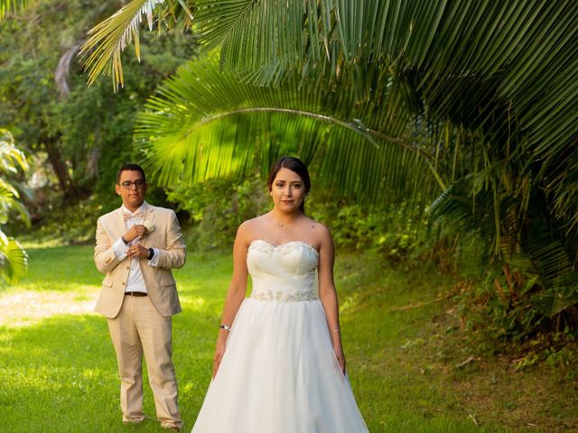 La boda de Mario y Ilse en Bahía de Banderas, Nayarit 26