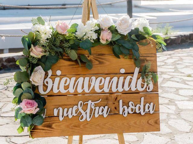 La boda de Cassandra y Cris en Rosarito, Baja California 17