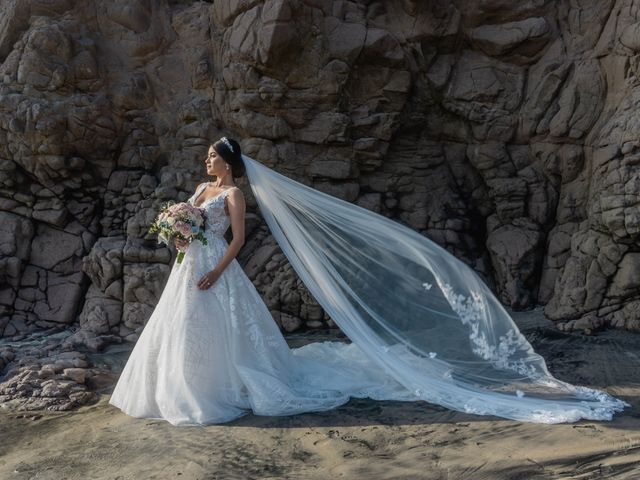 La boda de Cassandra y Cris en Rosarito, Baja California 21