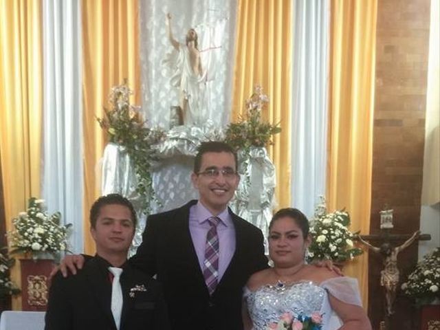 La boda de Gustavo y Laura  en Uruapan, Michoacán 10