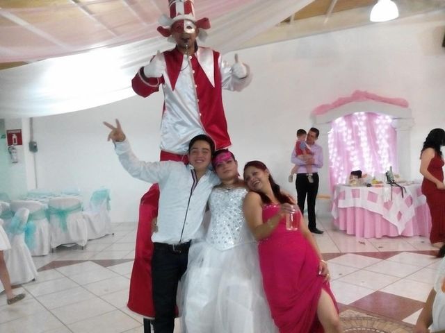 La boda de Gustavo y Laura  en Uruapan, Michoacán 17