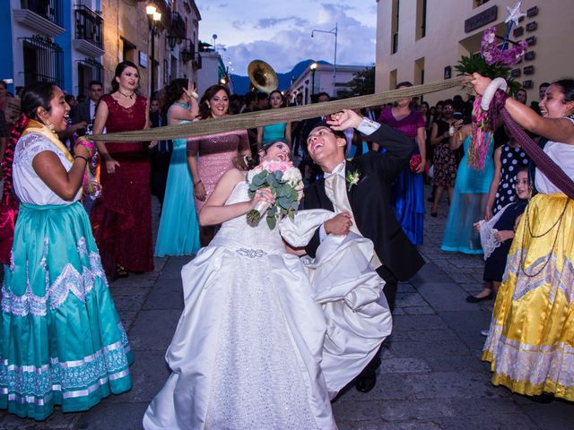 La boda de Edgar y Rosa María  en Oaxaca, Oaxaca 9