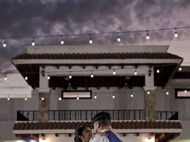 La boda de Elena y Omar en La Paz, Baja California Sur 23