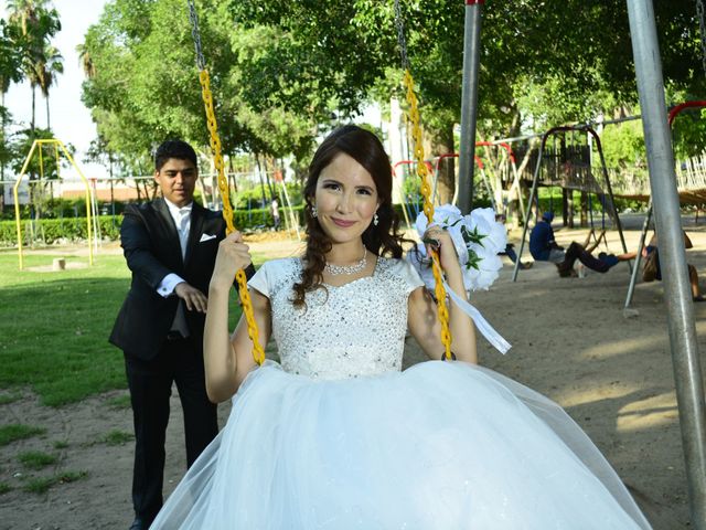 La boda de Héctor y Rut  en Los Mochis, Sinaloa 19