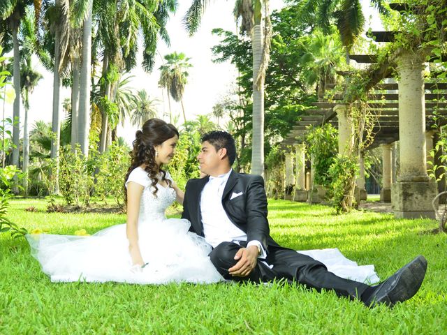 La boda de Héctor y Rut  en Los Mochis, Sinaloa 27