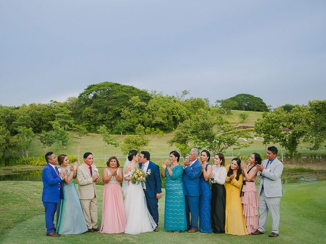 La boda de Darwin y Carolina en Villahermosa, Tabasco 14