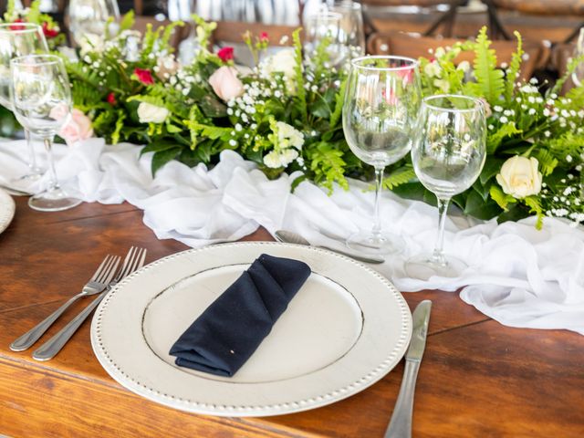 La boda de Alejandro y Leiza en Jiutepec, Morelos 47