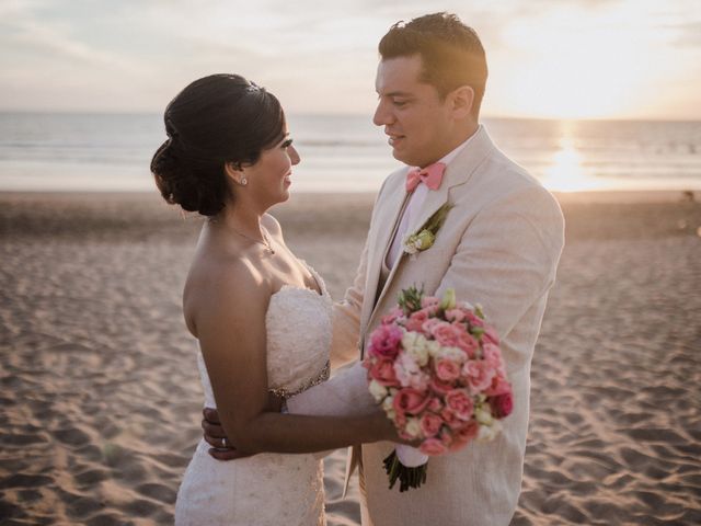 La boda de Mauricio y Azaneth en Mazatlán, Sinaloa 29