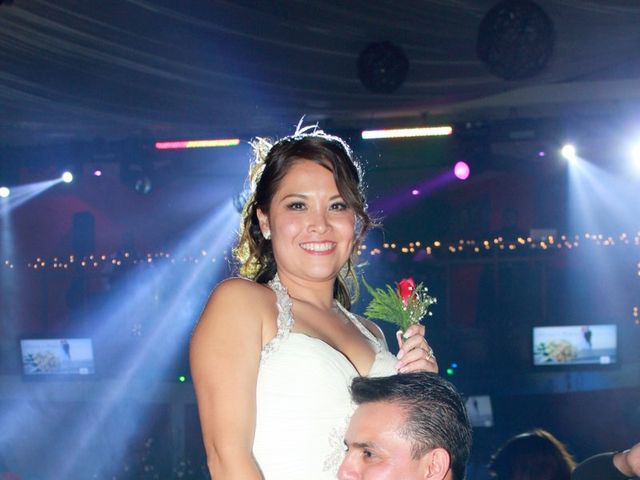 La boda de Roberto  y Adriana  en Iztapalapa, Ciudad de México 5
