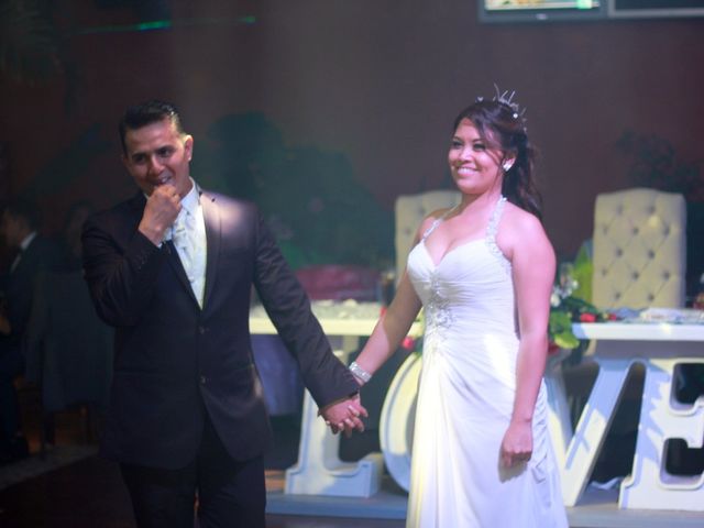 La boda de Roberto  y Adriana  en Iztapalapa, Ciudad de México 8