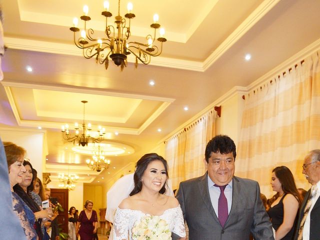 La boda de Marco y Alejandra en Texcoco, Estado México 13