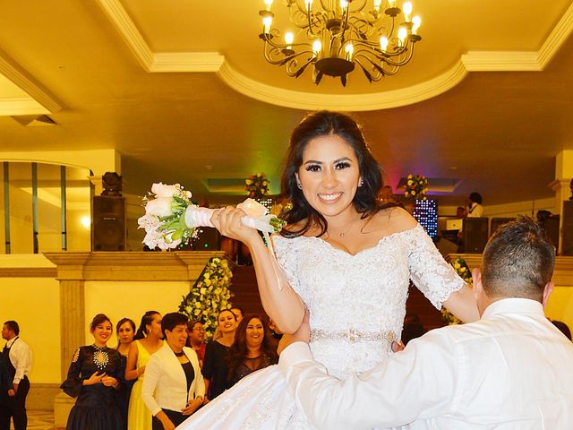 La boda de Marco y Alejandra en Texcoco, Estado México 40