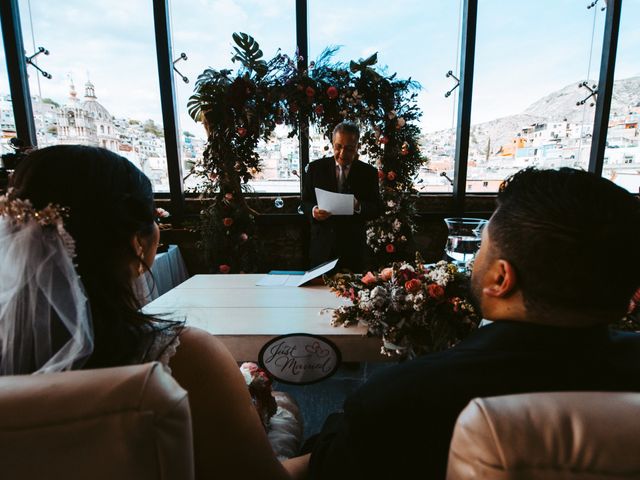 La boda de Saulo  y Marlene  en Guanajuato, Guanajuato 3