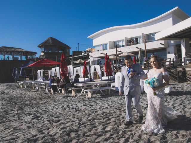 La boda de Eduardo y Laura en Rosarito, Baja California 11