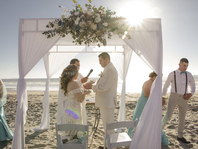 La boda de Eduardo y Laura en Rosarito, Baja California 18