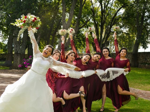 La boda de Alfredo  y Yessenia  en Arandas, Jalisco 8