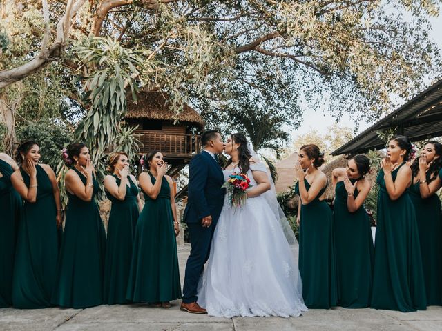 La boda de Yehudi y Vanesa en Manzanillo, Colima 1