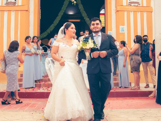 La boda de Lauro y Yuritzi en Acala, Chiapas 38