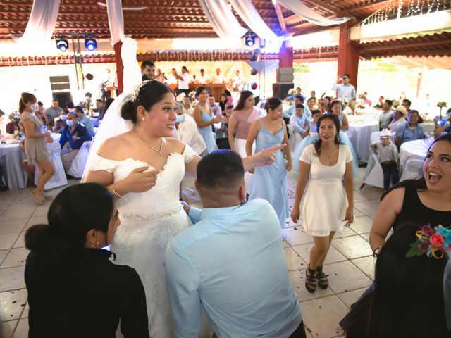 La boda de Lauro y Yuritzi en Acala, Chiapas 52